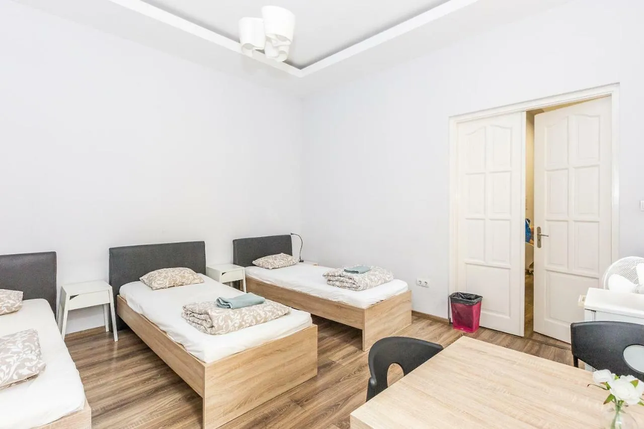 B&B Loyal Apartment 부다페스트